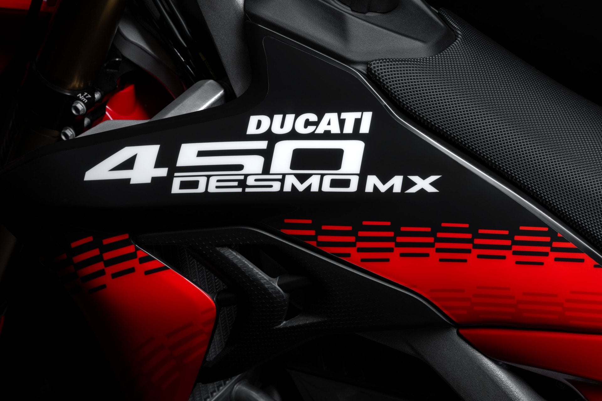DUCATI DESMO 450MX FACTORY MY26