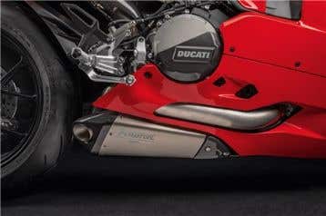 DUCATI COMPLETE TITANIUM EXHAUST SYSTEM.