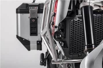 DUCATI PROTECTIVE MESH FOR WATER RADIATOR.