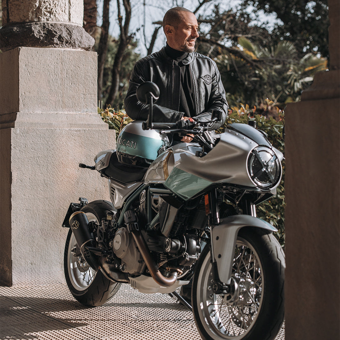 From the set to the open road, with Stefano Accorsi
